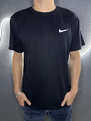 Camiseta Nike C/ Estampa na Costa