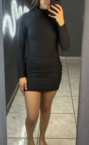 Vestido Curto c/ Manga Longa