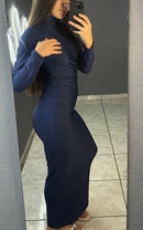 Vestido Gola Alta Longo